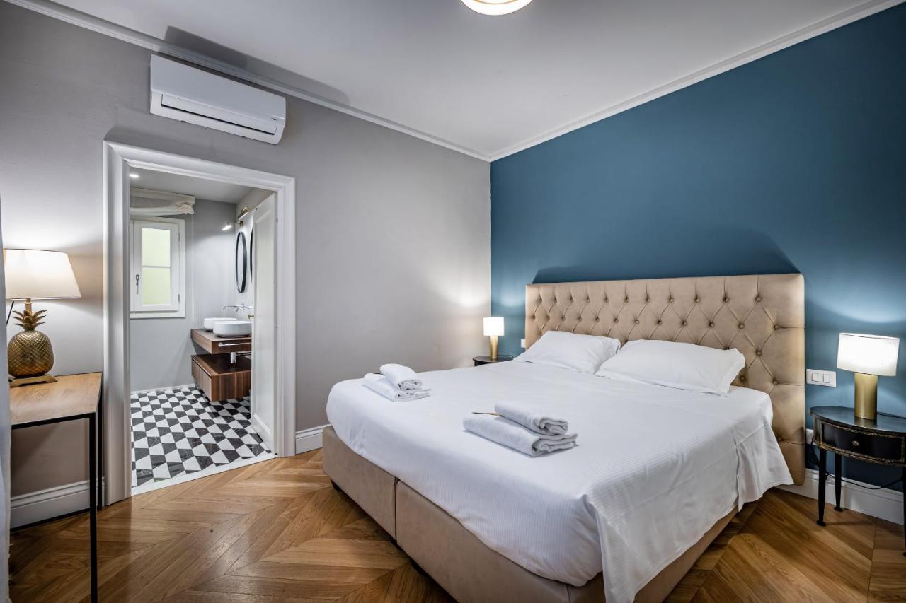 Hs4U Ricasoli Luxury Apartment Near Duomo N. 3 فلورنس المظهر الخارجي الصورة